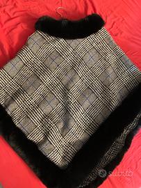 Mantella tartan e pelliccia