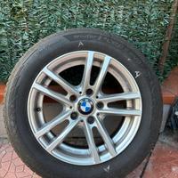 Cerchi in lega con gomme termiche BMW F30