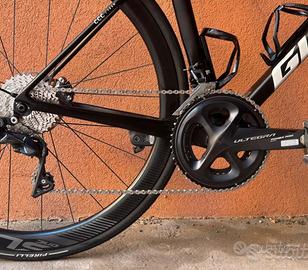 GIANT ADVANCED pro team