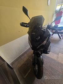  HONDA ADV750