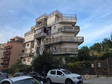 trivano cagliari via solmi monte urpinu