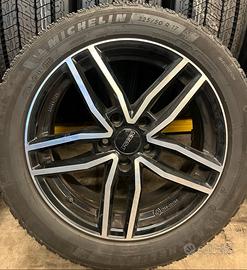 Gomme invernali su cerchi in lega 225/50 R17