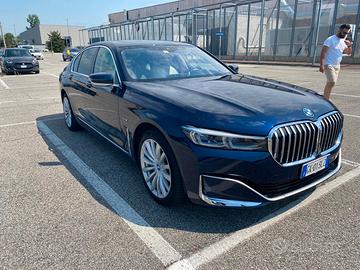 bmw 745e plug-in hybrid LUXURY