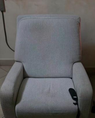 Poltrona reclinabile