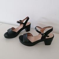 Sandali wonders taglia 39 made in Spain vera pelle