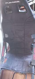 Postazione di guida simulatore playseat