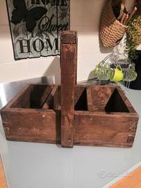 Porta attrezzi in legno 