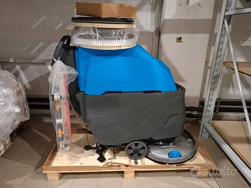 Lavapavimenti industriale 