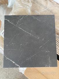 Piastrella in gres 30x30 mq disponibili 16