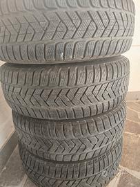 Gomme termiche e cerchi usati Pirelli