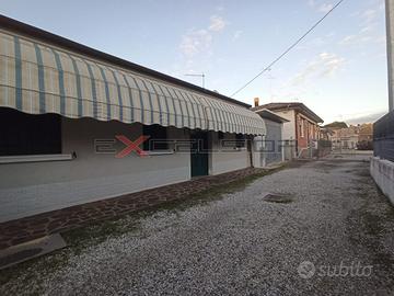 CONTARINA - CASA A SCHIERA PORZIONE DI TESTA