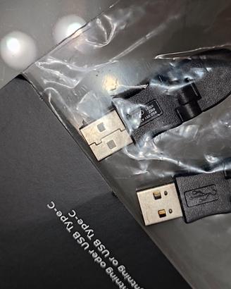 caricabatterie per auto  iPhone e USB c. 