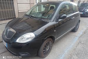 Lancia Y del 2010