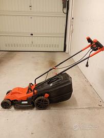 macchina rasa erba black+decker 
