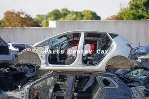 Ricambi scocca per taglio lamiera ford fiesta 2019