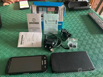 Brondi smartphone senior