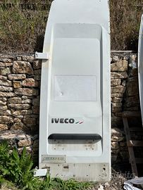 Portelloni posteriori iveco daily maxi