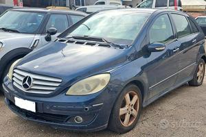 Ricambi Mercedes Classe B w245