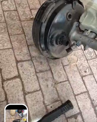 servofreno Touareg V6 3.0 