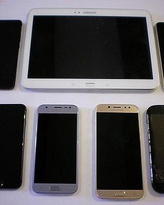 Lotto Stock 6 Smartphone e 1 Tablet rotti -ricambi