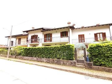 INTERESSANTE VILLETTA A SCHIERA A RAMATE