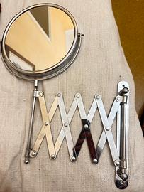 Specchio ingranditore da parete