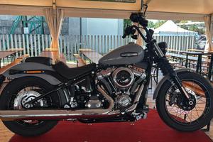 Harley Street bob  da immatricolare.