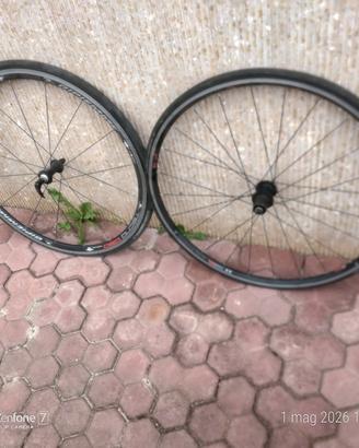 Ruote bici corsa GPIEME - BONTRAGER RACE