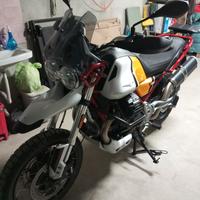 moto Guzzi v85tt evocative graphite 