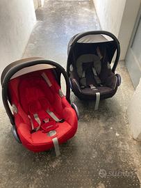 due ovetti + una base isofix Maxi-cosi