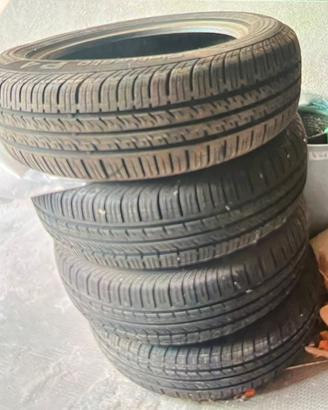 4 gomme Pirelli estive
