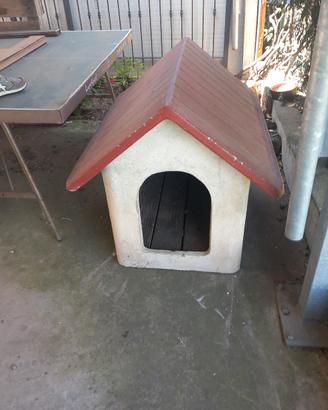 casetta per cani taglia grande in cemento
