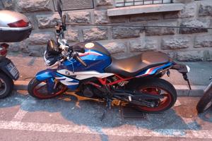 BMW G310R 2024