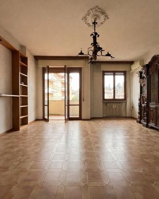 Appartamento con garage, zona Piazza Bramante