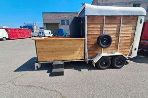 FOOD TRUCK