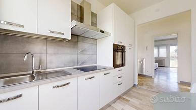 STANZA SINGOLA CON TERRAZZINO PRIVATO A MESTRE