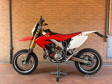 HM 125 2t