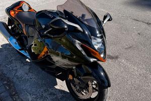 Suzuki Hayabusa 1300 – 2012 – 15.000 km – Perfetta