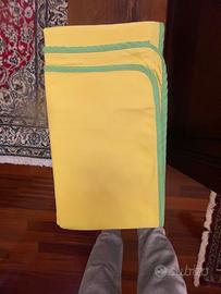 Cuscini, copri cuscini, copri tavolo