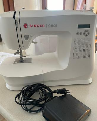 Macchina da cucire Singer C5605
