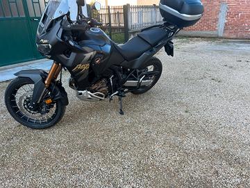 Honda Africa Twin adv