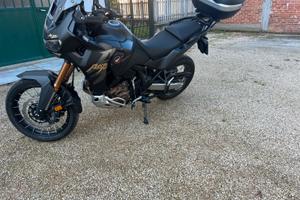 Honda Africa Twin adv