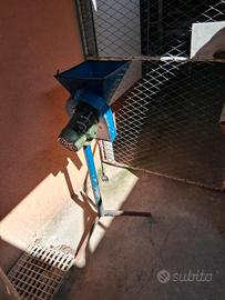 Mulino elettrico per cereali / Macina mai