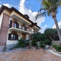 VILLA SINGOLA A MELITO DI NAPOLI