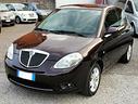 lancia-ypsilon-1-2-argento-tetto-panoramico-