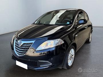 Lancia Ypsilon 1.2 69 cv Silver