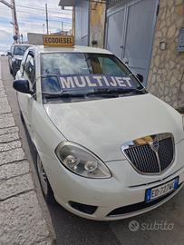 Lancia Ypsilon 1.3 MJT 75 CV Diva