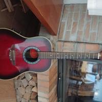 chitarra Ovation style elettroacustica