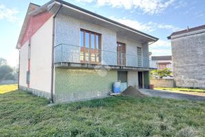 VILLA SINGOLA A CESATE