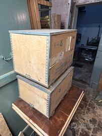 Coppia casse legno metallo industriali